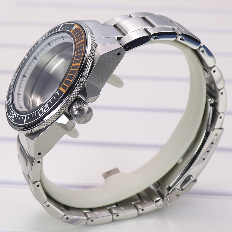 43.8mm Zilver Gemodificeerde S - Seiko Watch 5 Sports recensie en prijs
