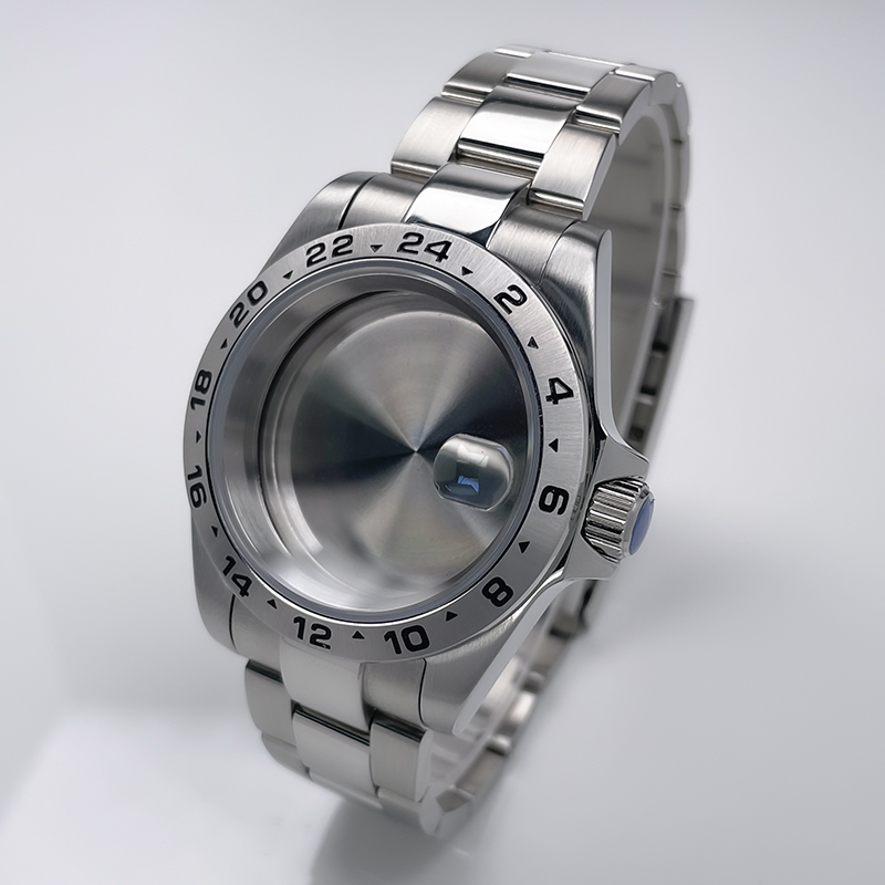 40 mm Explore 2 Nh35 kast roes - Seiko Watch 5 Sports recensie en prijs
